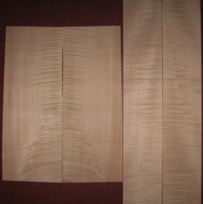 Curly Maple D/Jumbo AAA $80
(2) back plates 8-5/8" x 22" (taper to 8-1/4")
(2) side plates 5-1/2" x 35-1/4"
Air dried since 2009, medium curl-flame, 16" dred pattern shown; straight grain.
(2) consecutive sets available - set #146-2381 Curly Maple D/Jumbo AAA $80
(2) back plates 8-5/8" x 22" (taper to 8-1/4")
(2) side plates 5-1/2" x 35-1/4"
Air dried since 2009, medium curl-flame, 16" dred pattern shown; straight grain.
(2) consecutive sets available - set #146-2381