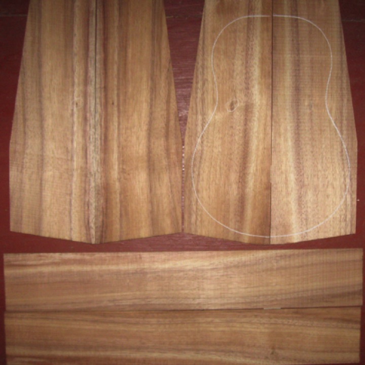 Koa Tenor Ukulele A+ $50
(4) top-back plates 4-3/4" x 13-3/4" (tapers)
(2) side plates 3-1/4" x 20"
Air dried since 2017, tenor pattern shown, bright striped koa.
set #205-2276 Koa Tenor Ukulele A+ $50
(4) top-back plates 4-3/4" x 13-3/4" (tapers)
(2) side plates 3-1/4" x 20"
Air dried since 2017, tenor pattern shown, bright striped koa.
set #205-2276