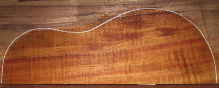 closeup, wetted
set #205-2279
Whorl/tight knot mid-length on sides. No problem bending and no attention required during finishing.
closeup, wetted
set #205-2279
Whorl/tight knot mid-length on sides. No problem bending and no attention required during finishing.