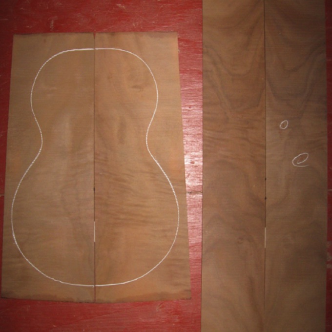 Milo Concert Ukulele AA $50
(2) back plates 4-1/2" x 12-3/4" (taper to 4" wide)
(2) side plates 3" x 17-1/4"
Air dried since 2016, flat-rift sawn with strong curl mid-back.
set #176-1595 Milo Concert Ukulele AA $50
(2) back plates 4-1/2" x 12-3/4" (taper to 4" wide)
(2) side plates 3" x 17-1/4"
Air dried since 2016, flat-rift sawn with strong curl mid-back.
set #176-1595