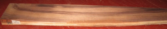 face #2   -   blank #175-1991
Natural edge tapers to 2-1/4" width. 23" long pattern clears sapwood as shown. Laminate two patterns for a 3" wide blank; plenty extra for headstock ears (bridges, etc).